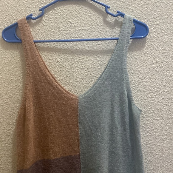 Colorblock Tank Top L - Picture 2 of 3